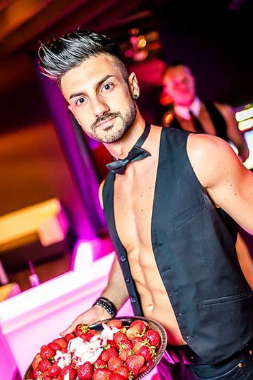 MIGUEL ➨ Stripper aus Zürich ✓ dunkle Haare ✓ südländischer Typ ✓ durchtrainierter Körper ✓