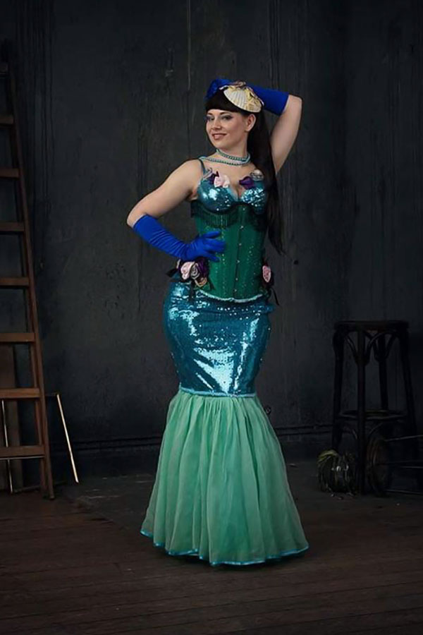 Burlesque-Tänzerin Miss Popalina aus Berlin