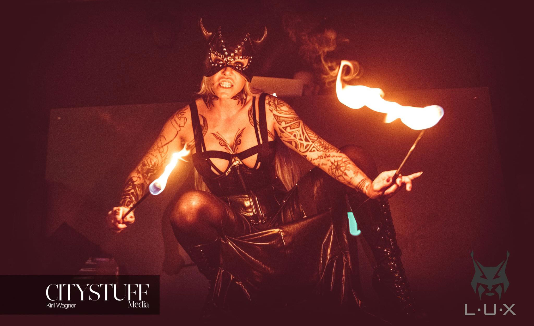 Stripperin Jolina aus Freiburg