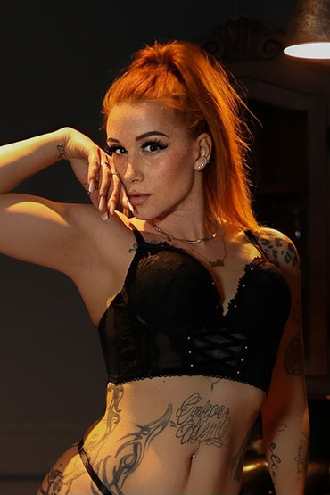 TINA HEART ➨ Stripperin aus Heidelberg ✓ rote Haare ✓ sexy Tattoos ✓ Wahnsinns Figur ✓
